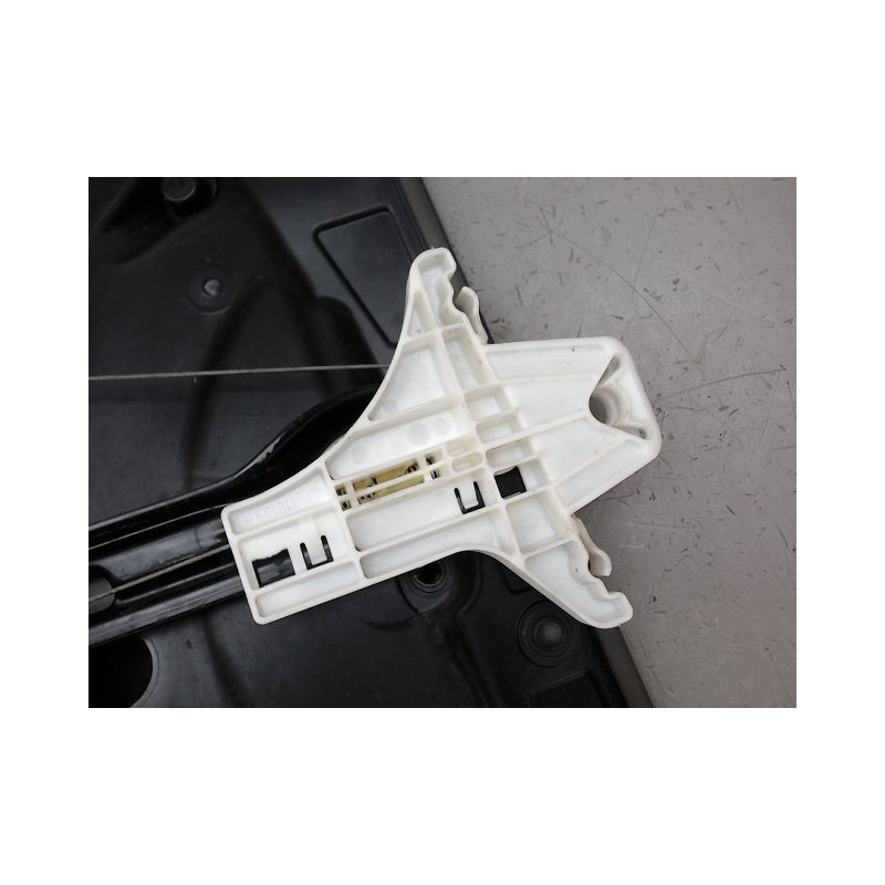 MECANISME LEVE-GLACE ARRIERE GAUCHE VOLKSWAGEN GOLF