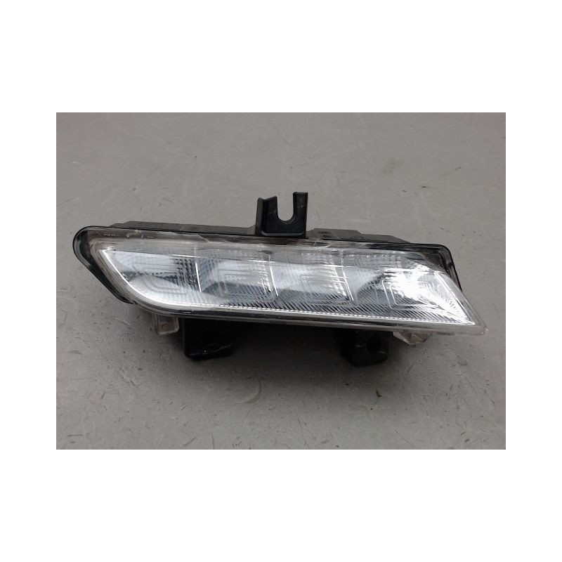 FEUX POSITION DROIT RENAULT CLIO