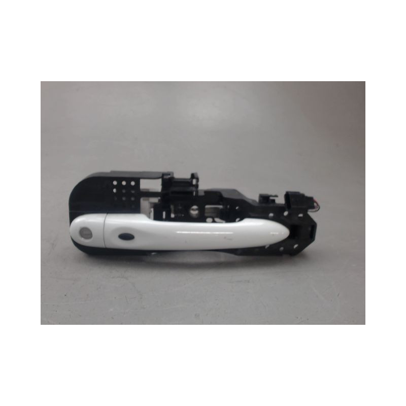 POIGNEE EXTERIEURE PORTE AVANT GAUCHE RENAULT MEGANE