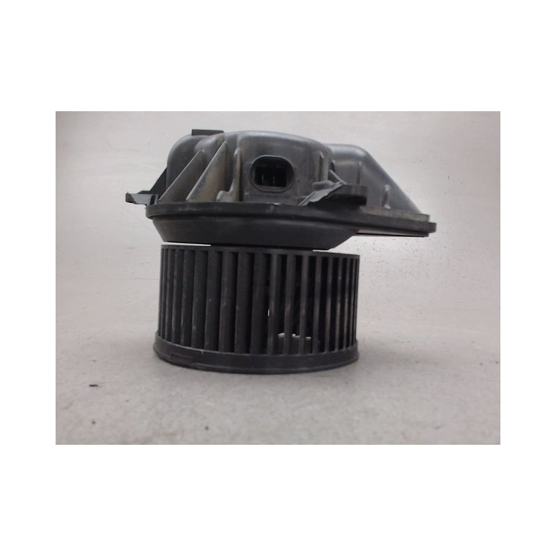 MOTEUR VENTILATEUR CHAUFFAGE RENAULT TRAFIC