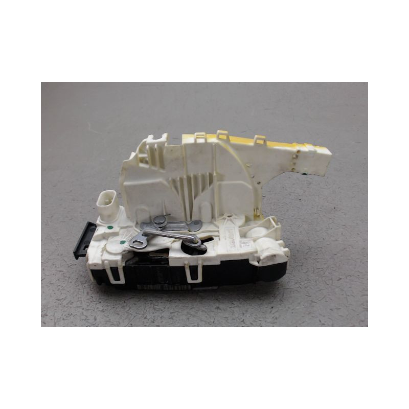 SERRURE PORTE COULISSANTE DROIT MERCEDES SPRINTER