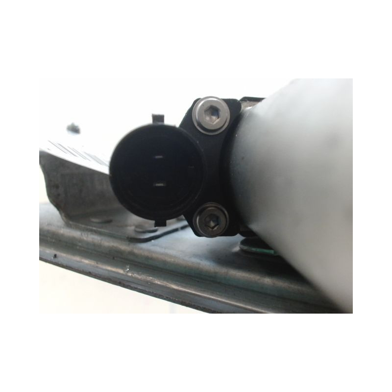 MECANISME+MOTEUR LEVE-GLACE ARRIERE DROIT DACIA DUSTER BREAK Phase 1 2010-2013