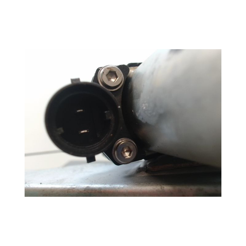 MECANISME+MOTEUR LEVE-GLACE AVANT DROIT DACIA SANDERO I 2008-2012