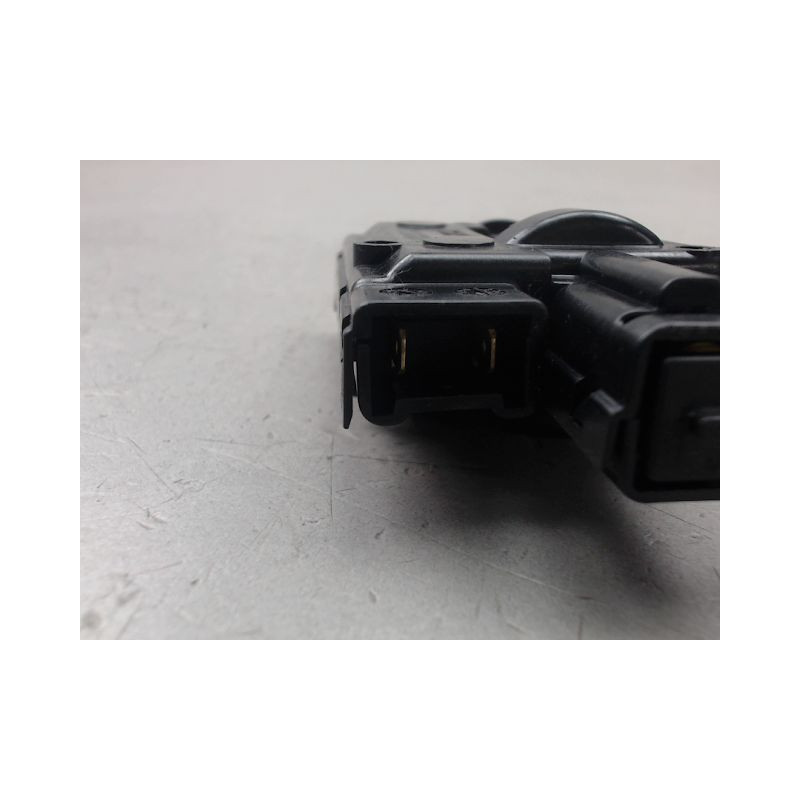 ACTIONNEUR TRAPPE CARBURANT RENAULT MEGANE