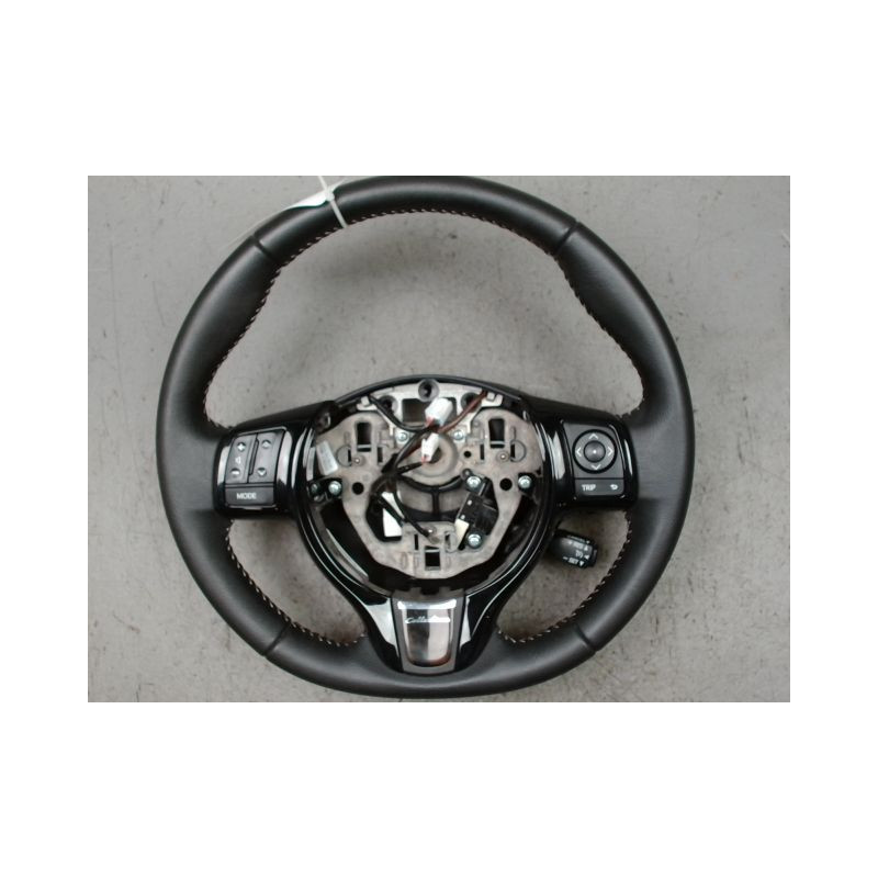 VOLANT DE DIRECTION TOYOTA YARIS