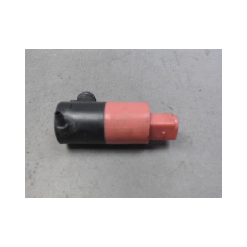 POMPE LAVE-GLACE ARRIERE TOYOTA YARIS 2005-