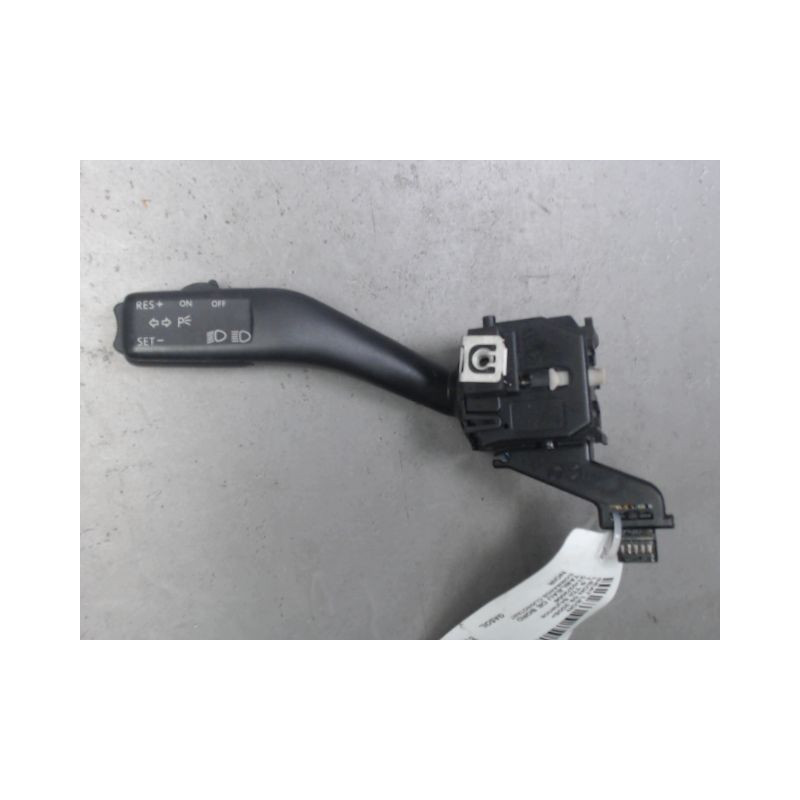 COMMANDE CLIGNOTANT SEAT LEON 2005-