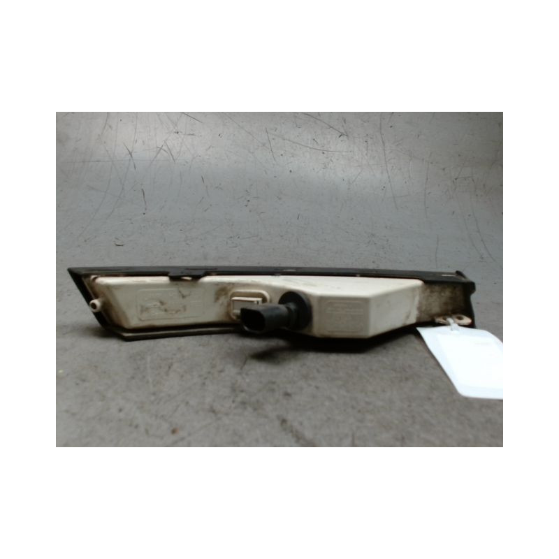 CLIGNOTANT GAUCHE VOLKSWAGEN PASSAT 2005-