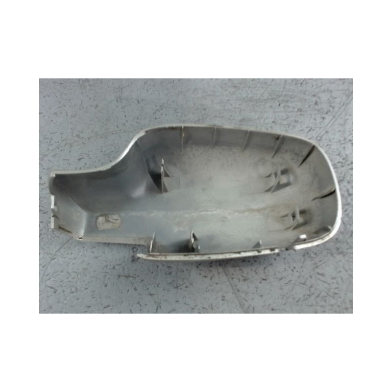 CARENAGE RETROVISEUR EXTERIEUR DROIT RENAULT SCENIC II PH2 2006-