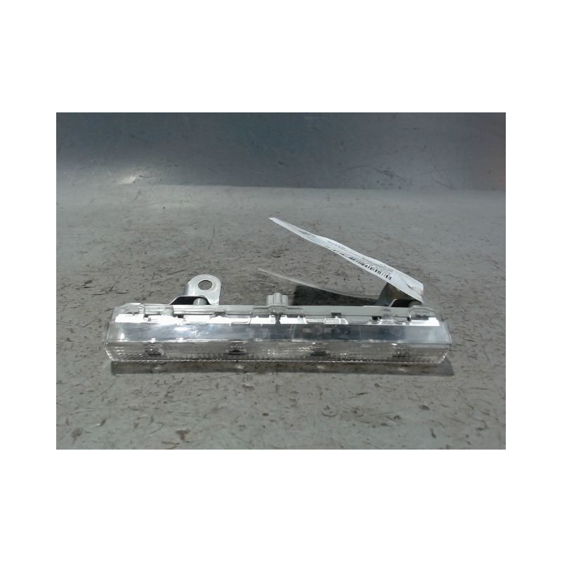 FEUX STOP SUPPLEMENTAIRE TOYOTA AURIS 2007-