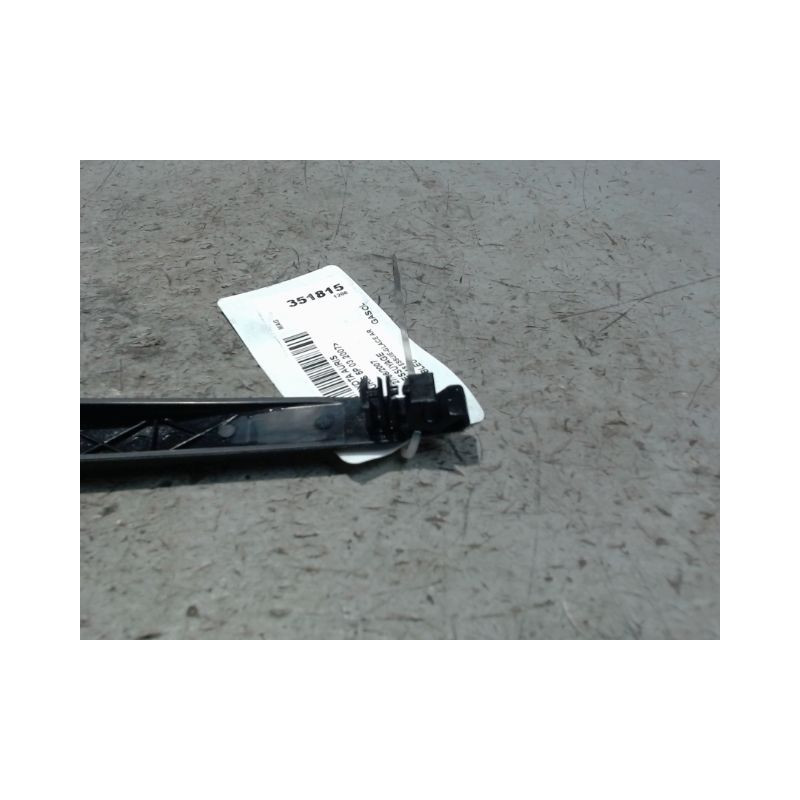 BRAS ESSUIE-GLACE ARRIERE TOYOTA AURIS 2007-