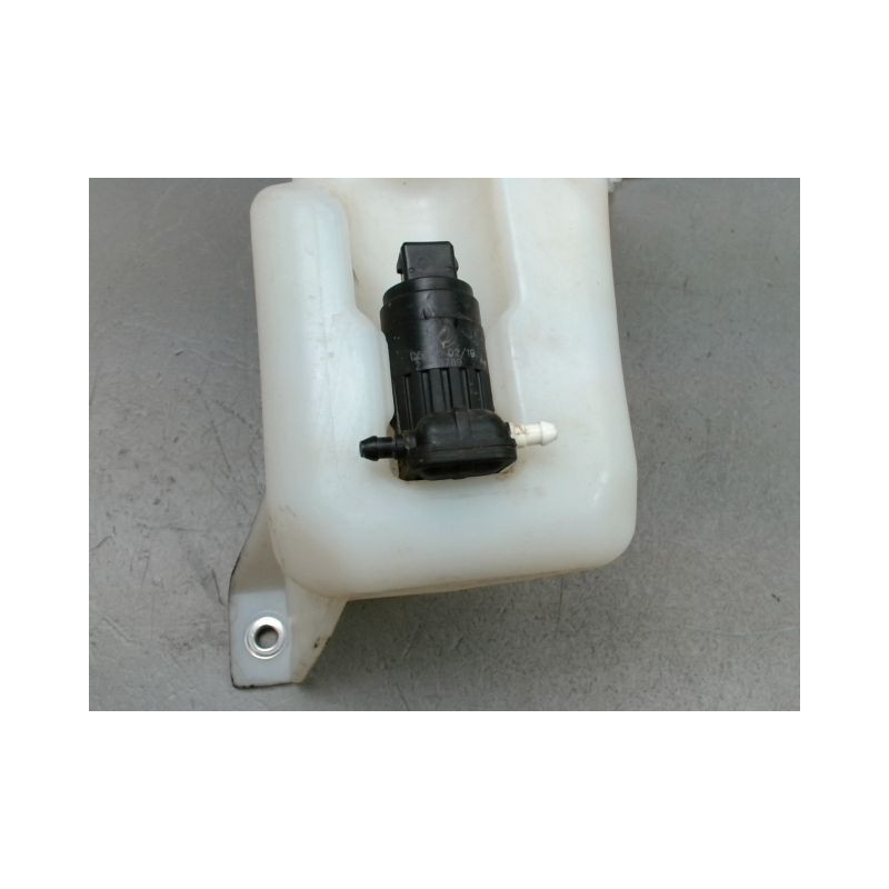 RESERVOIR LAVE-GLACE AVANT ALFA ROMEO GUILIETTA 2010-