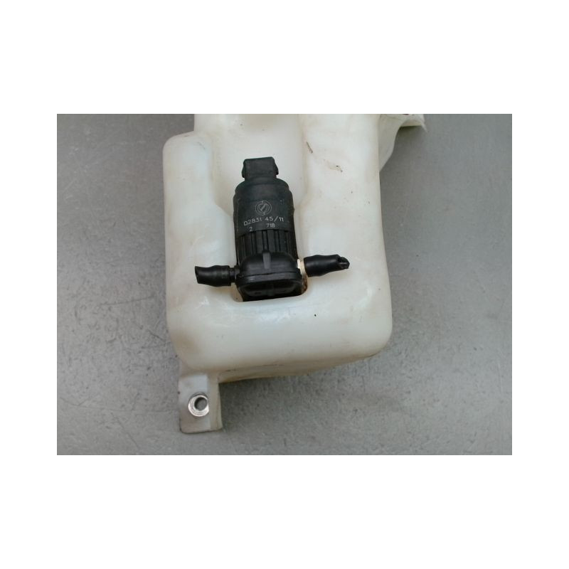 RESERVOIR LAVE-GLACE AVANT ALFA ROMEO GUILIETTA 2010-