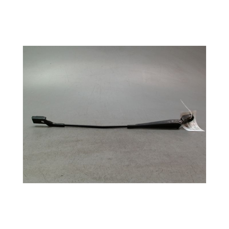 BRAS ESSUIE-GLACE AVANT DROIT SKODA FABIA II Phase 1 (54) 2007-2010