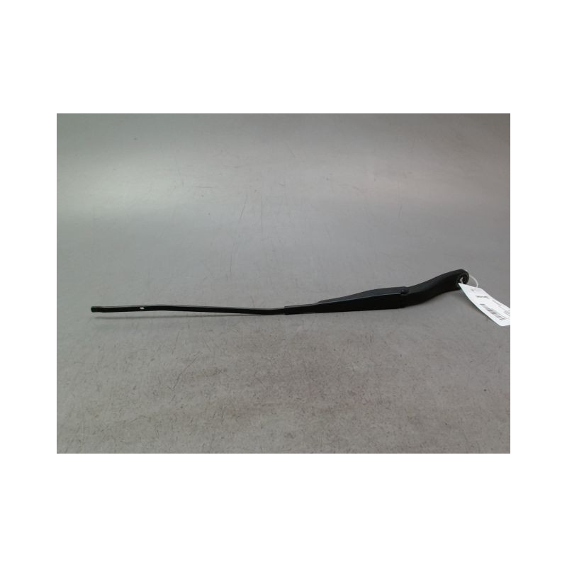 BRAS ESSUIE-GLACE AVANT DROIT DACIA SANDERO II Phase 1 2012-...