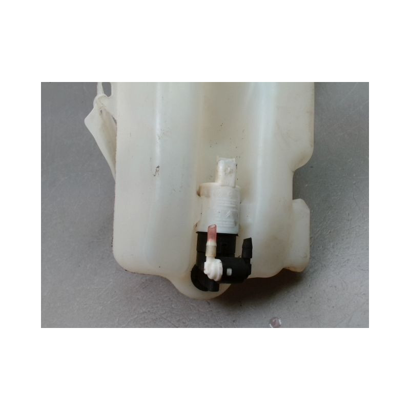 RESERVOIR LAVE-GLACE AVANT RENAULT SCENIC MONOSP. II Phase 1 2003-2006