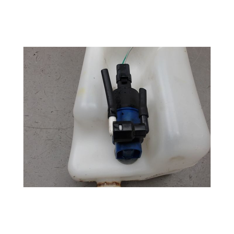 RESERVOIR LAVE-GLACE AVANT RENAULT MODUS