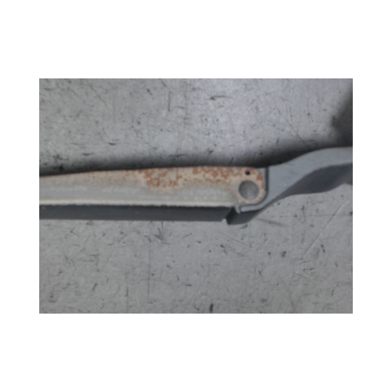 BRAS ESSUIE-GLACE AVANT GAUCHE PEUGEOT 406 99-04