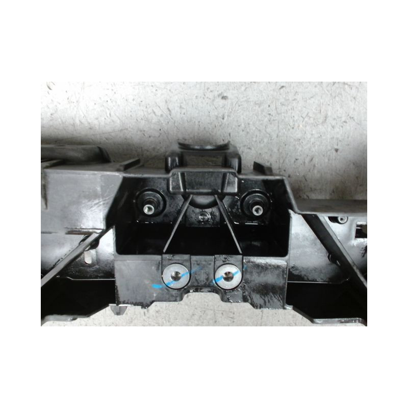 TRAVERSE SUPERIEURE ARMATURE AVANT CITROEN C3