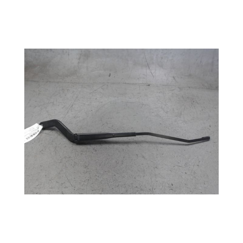 BRAS ESSUIE-GLACE AVANT DROIT CITROEN SAXO 99-