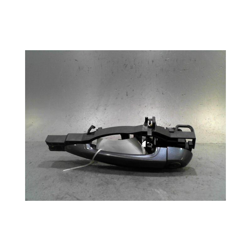 POIGNEE EXTERIEURE PORTE AVANT GAUCHE BMW M140L