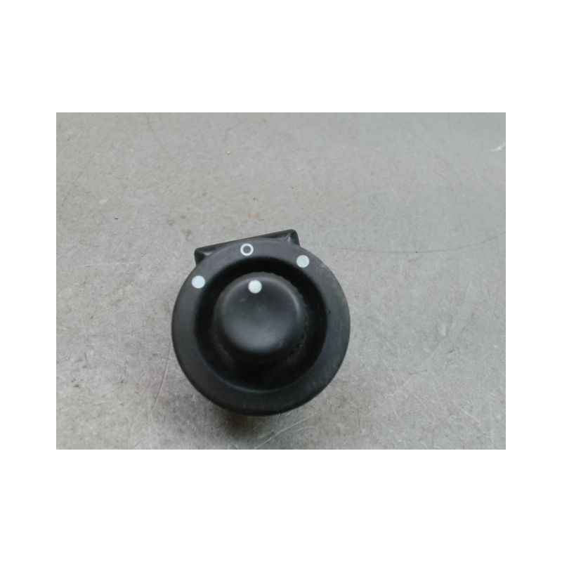 COMMANDE RETROVISSEUR EXTERIEUR ELECTRIQUE RENAULT CLIO III Phase 1 2005-2009