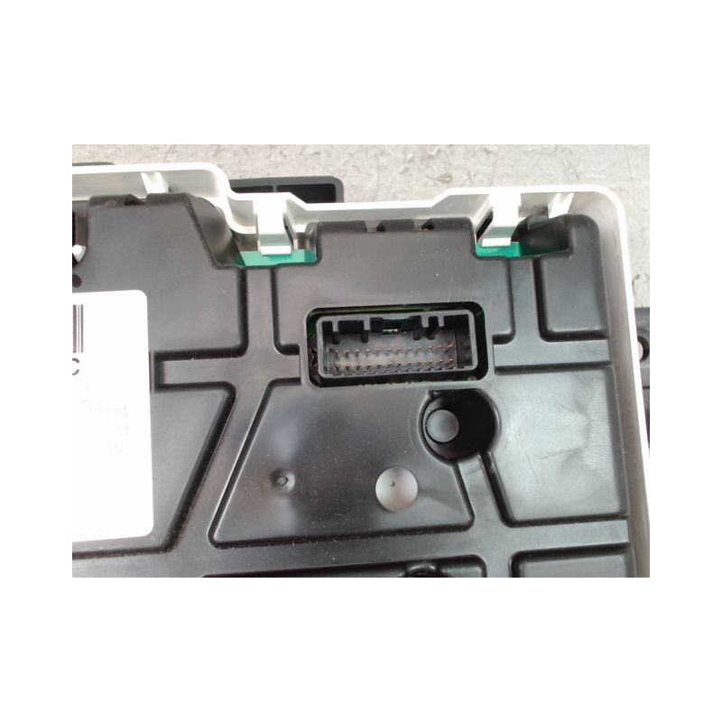 BLOC COMPTEURS RENAULT CAPTUR Phase 1 2013-...