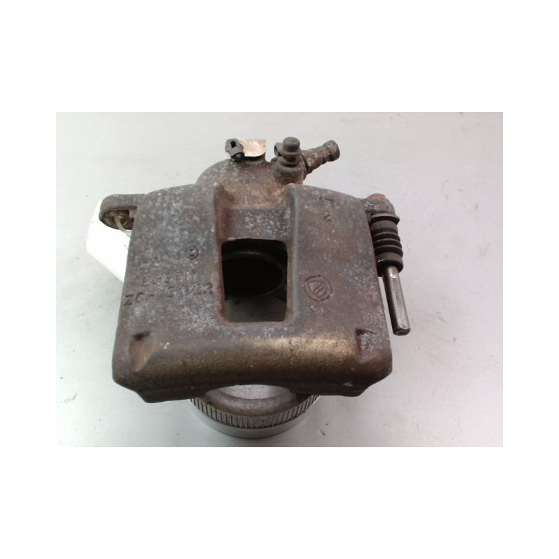 ETRIER DE FREIN AVANT GAUCHE FIAT STILO 2001-2007