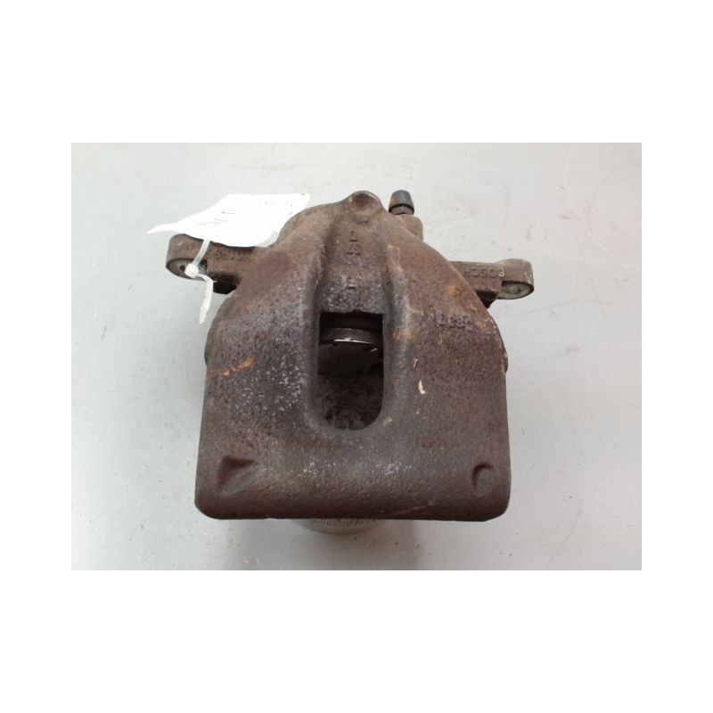 ETRIER DE FREIN AVANT GAUCHE TOYOTA AURIS I Phase 1 2007-2010