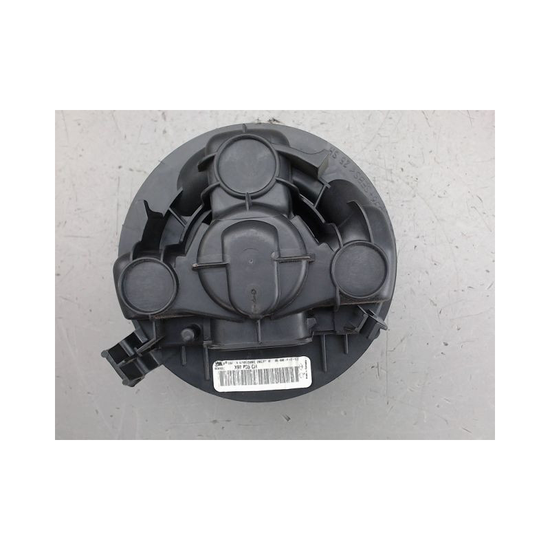MOTEUR VENTILATEUR CHAUFFAGE DACIA LOGAN