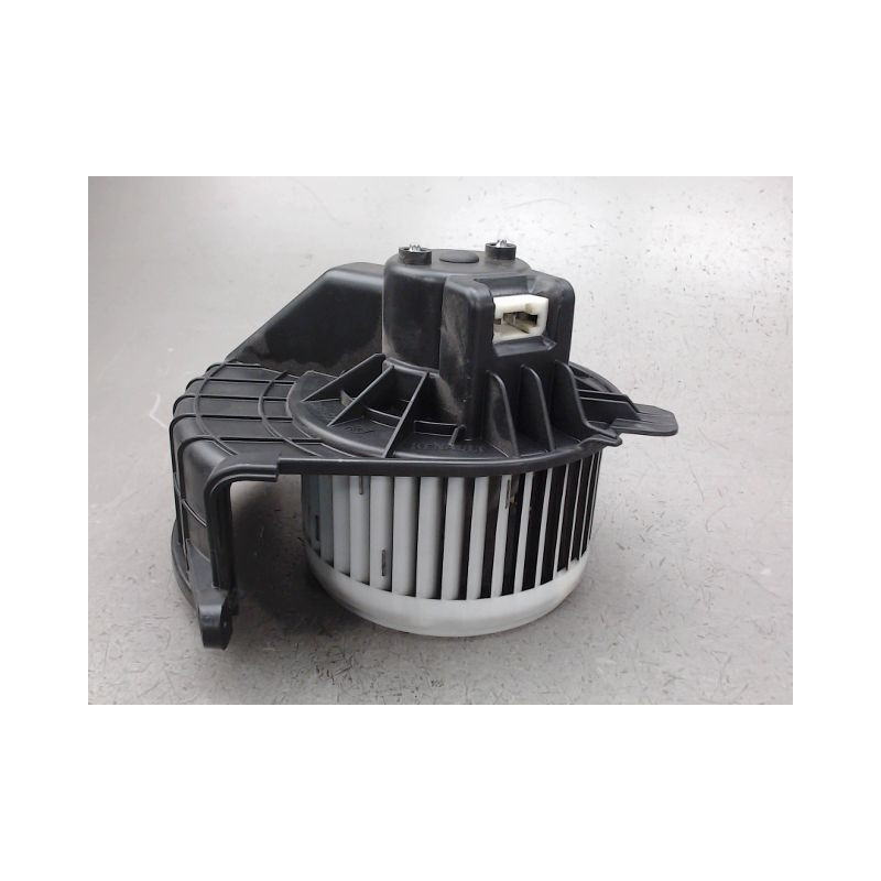 MOTEUR VENTILATEUR CHAUFFAGE RENAULT MASTER