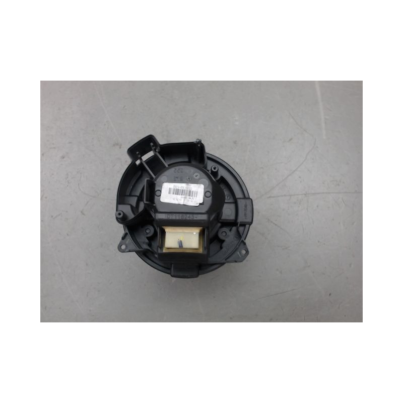MOTEUR VENTILATEUR CHAUFFAGE RENAULT CLIO