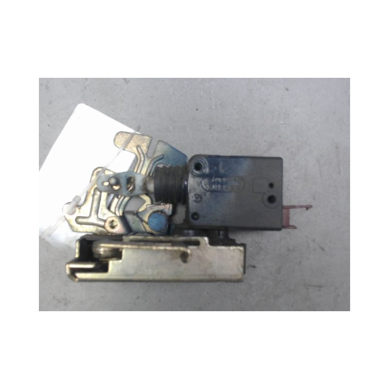 SYSTEME CONDAMNATION ARRIERE DROIT CITROEN SAXO 99-