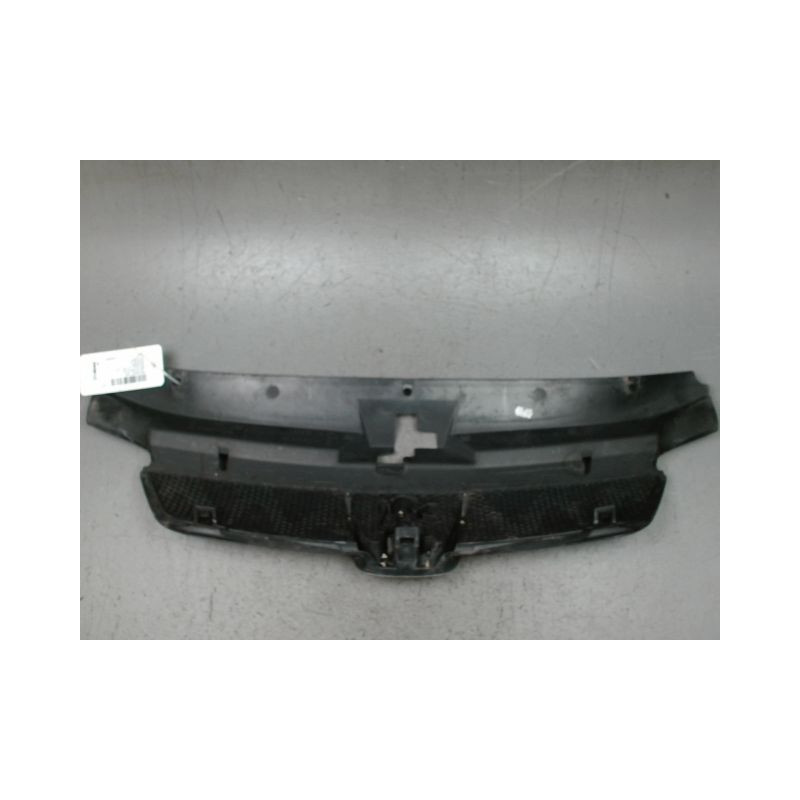 CALANDRE PEUGEOT 406 99-04