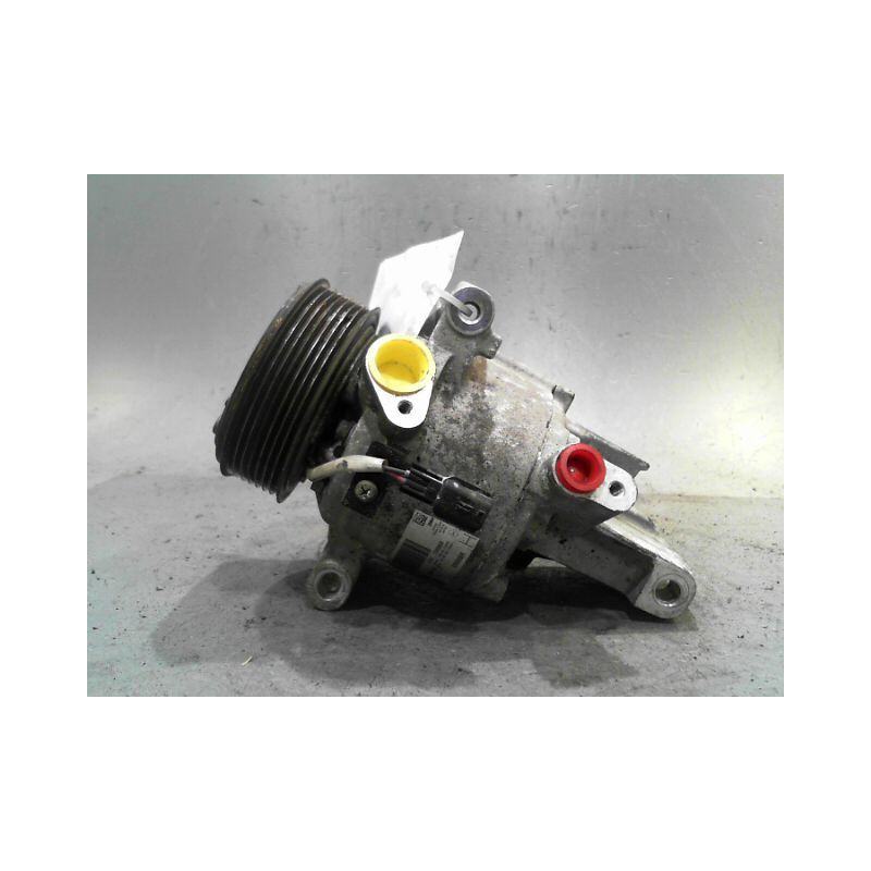 COMPRESSEUR AIR CONDITIONNE DACIA SANDERO
