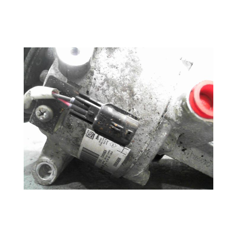 COMPRESSEUR AIR CONDITIONNE DACIA SANDERO