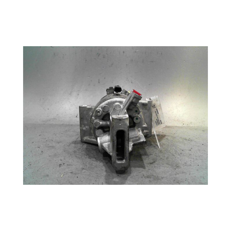 COMPRESSEUR AIR CONDITIONNE DACIA SANDERO