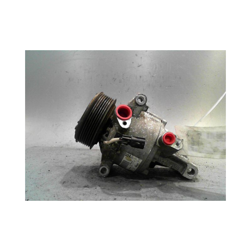 COMPRESSEUR AIR CONDITIONNE DACIA SANDERO