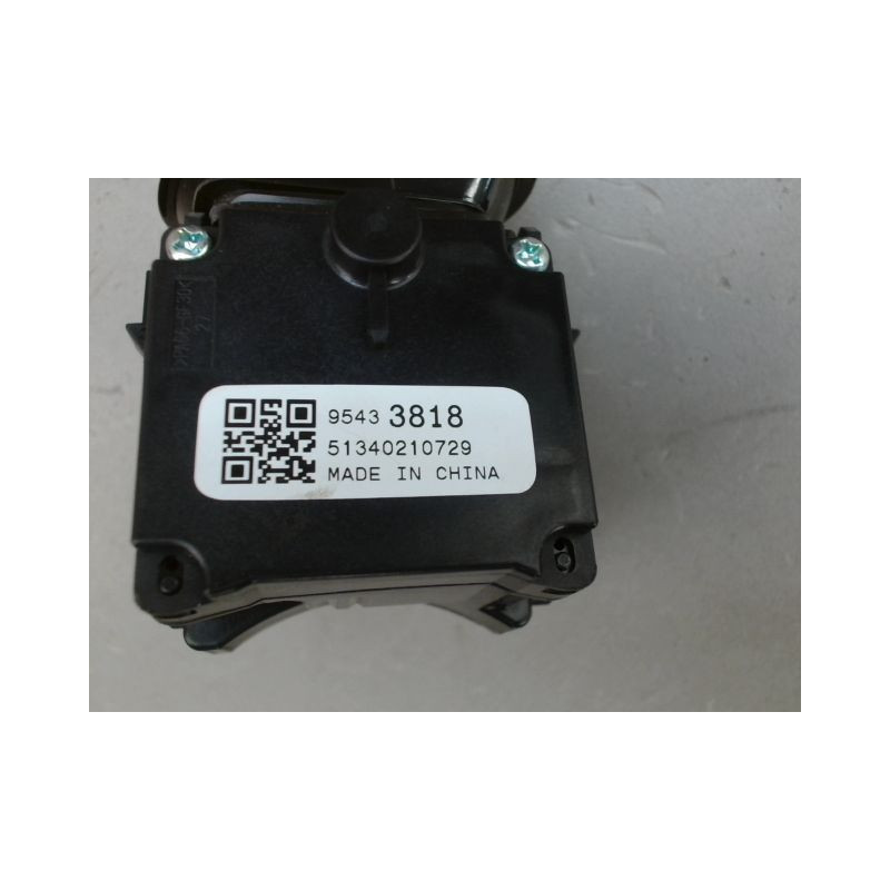 COMMANDE ESSUIE GLACE OPEL CORSA