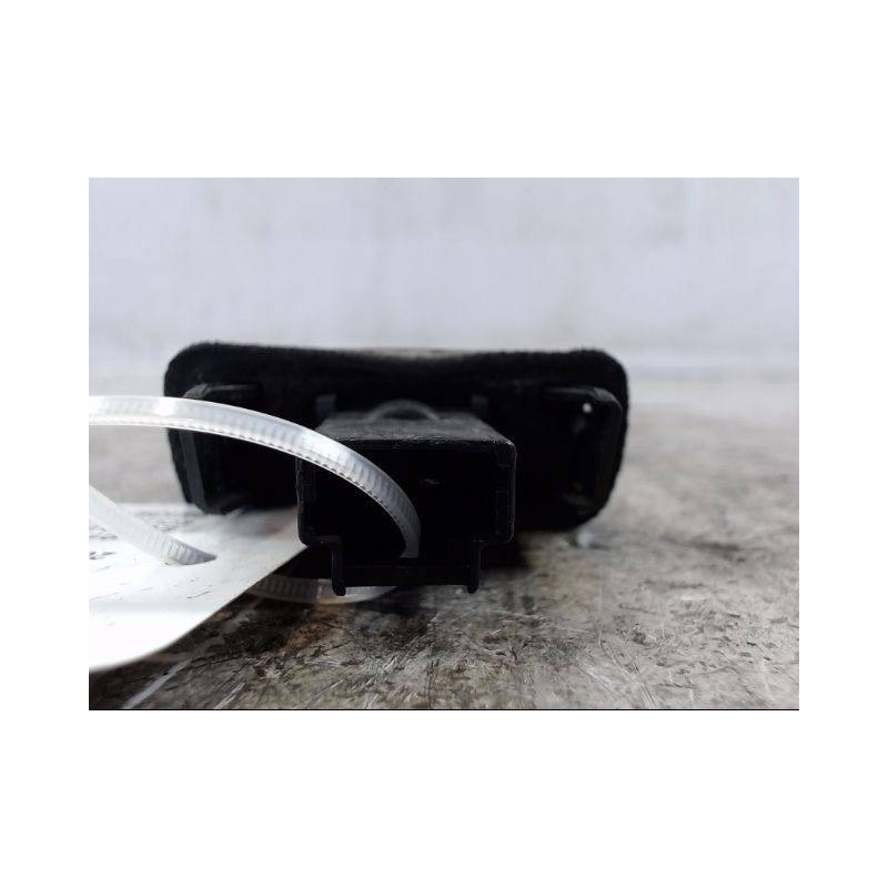 ECLAIREUR PLAQUE DE POLICE GAUCHE PEUGEOT 207 2007-