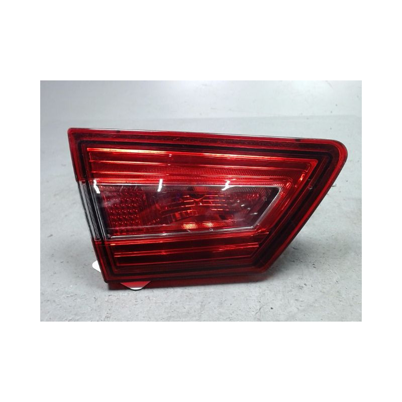 FEU ARRIERE INTERIEUR GAUCHE RENAULT CLIO