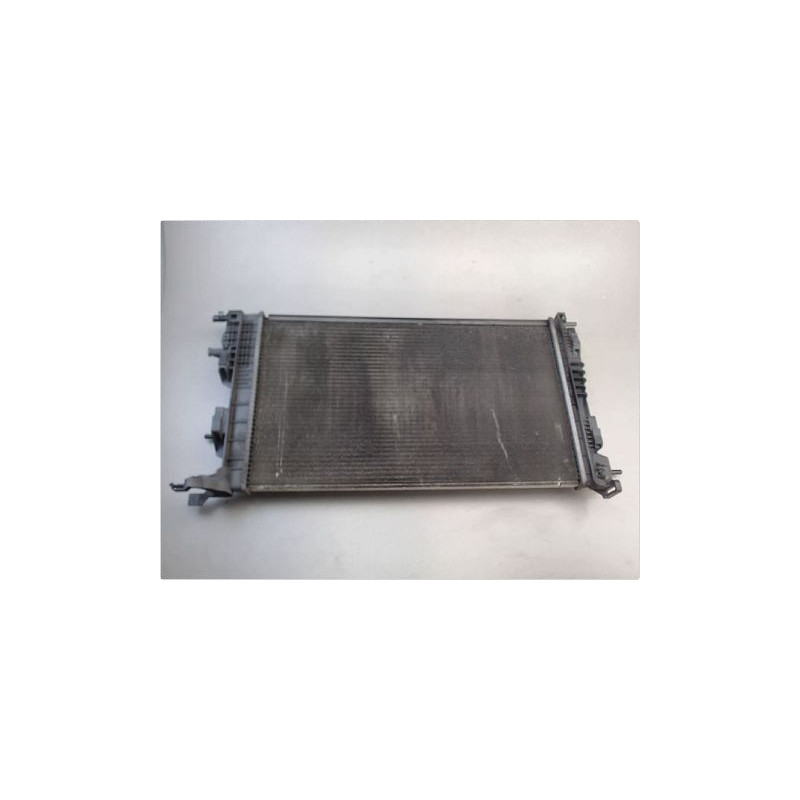 RADIATEUR RENAULT MEGANE