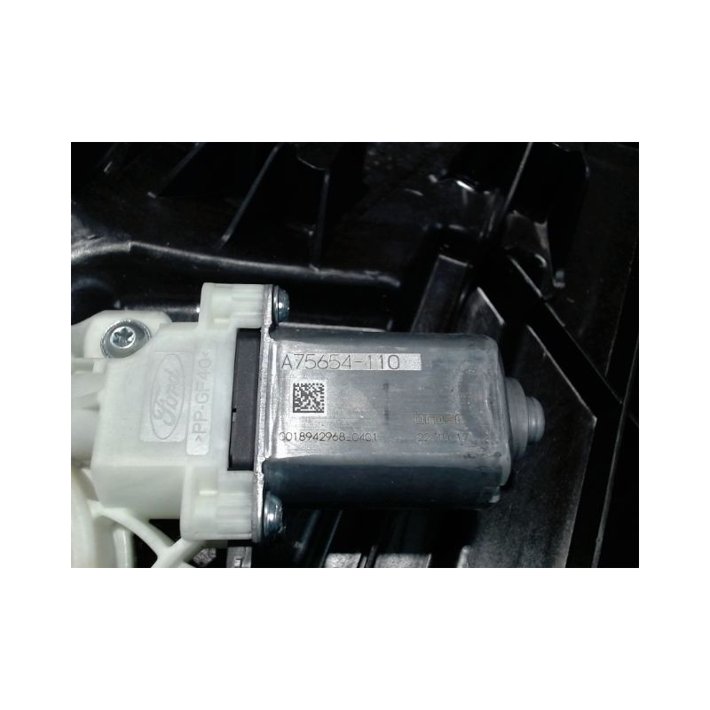 MECANISME+MOTEUR LEVE-GLACE AVANT GAUCHE FORD FIESTA 2010-