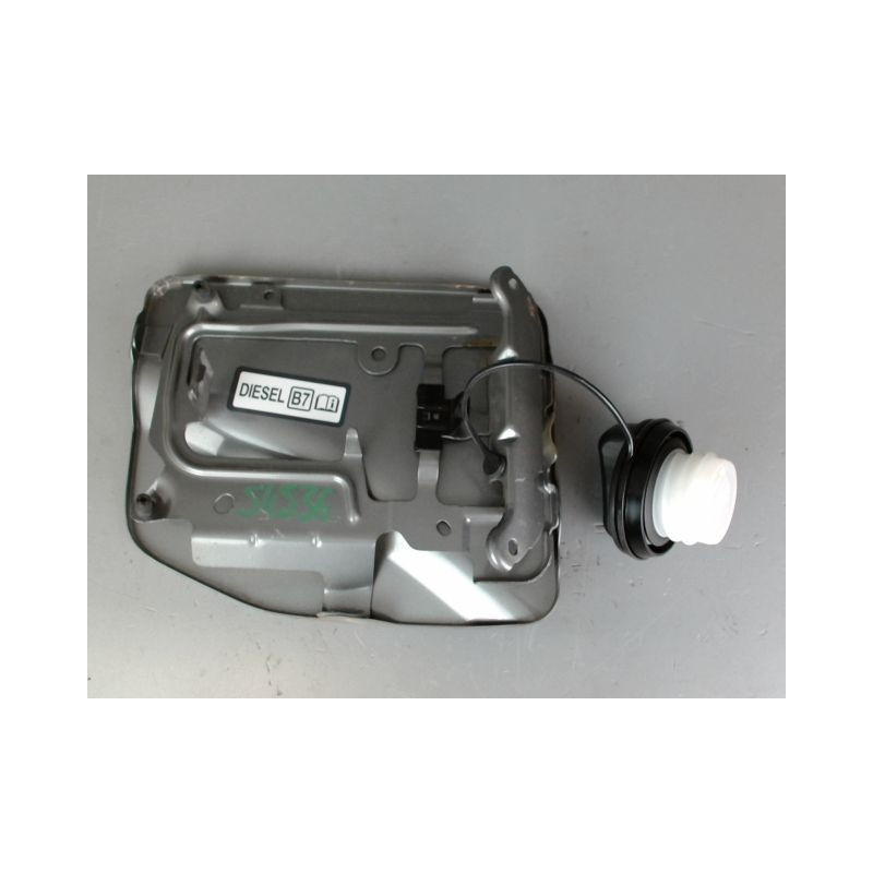 VOLET DE TRAPPE CARBURANT RENAULT ALASKAN