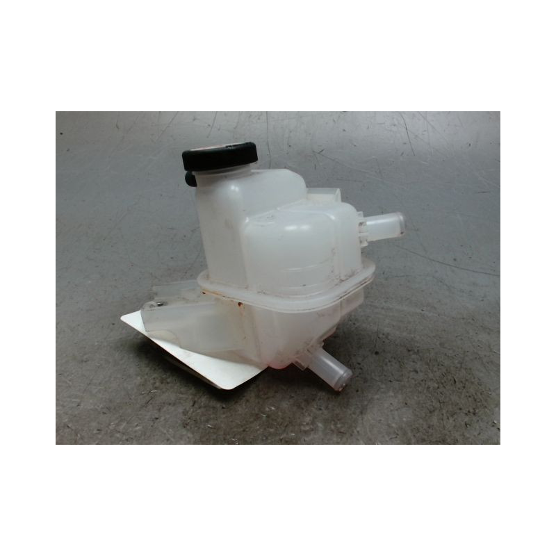 VASE EXPANSION TOYOTA YARIS CRO