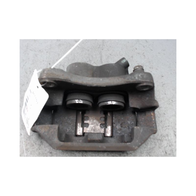 ETRIER DE FREIN AVANT DROIT RENAULT MASTER