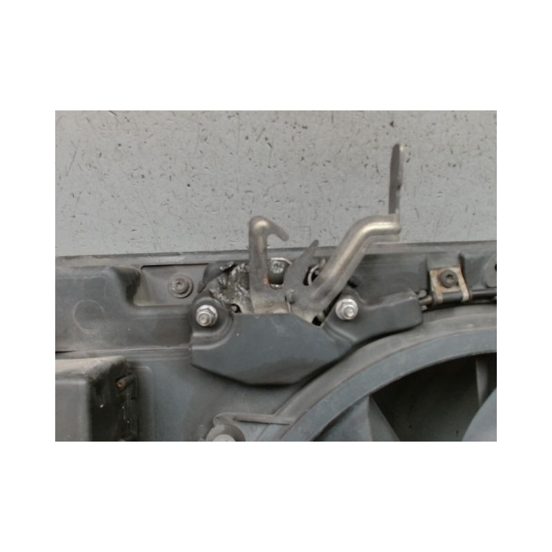 SUPPORT RADIATEUR PEUGEOT 308 2011-