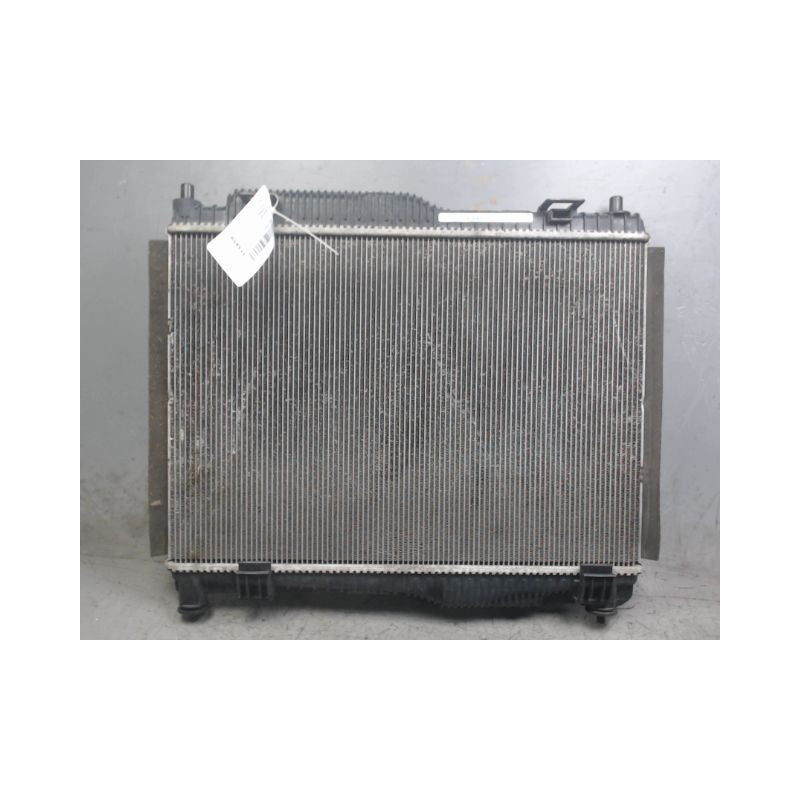 RADIATEUR FORD FIESTA