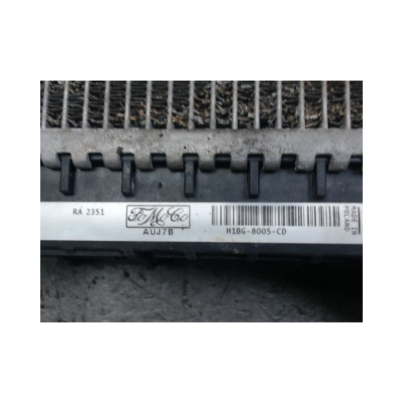 RADIATEUR FORD FIESTA