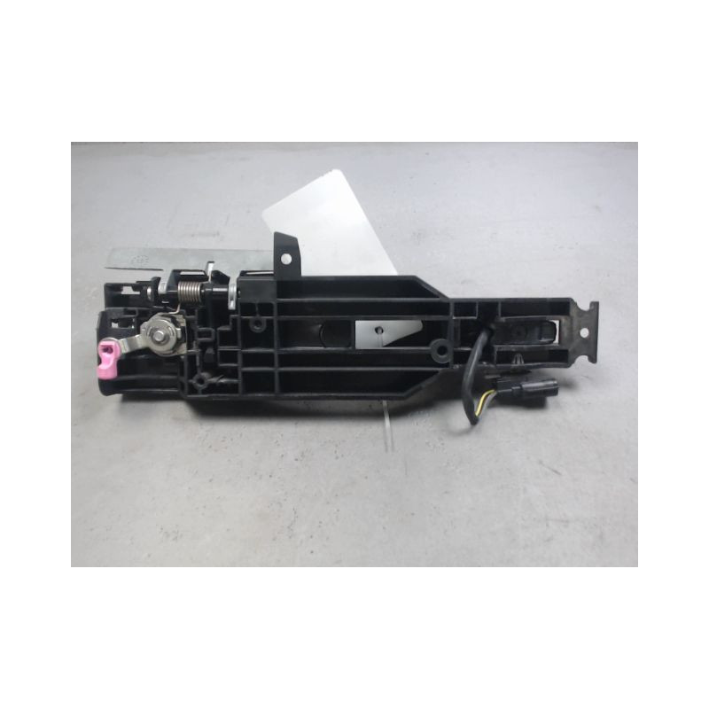 POIGNEE EXTERIEURE PORTE AVANT GAUCHE NISSAN QASHQAI